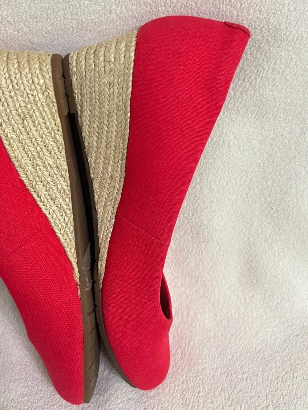 Clarks Mallory Luna Platform Wedge Shoes Red Slip On Women's Size 8.5